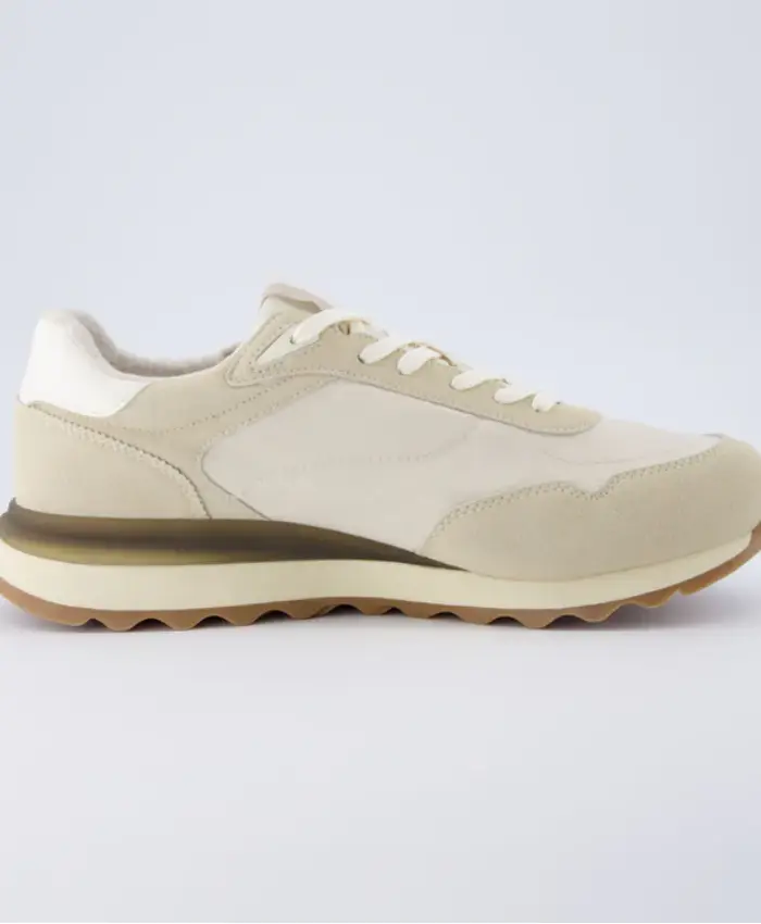 Cushionaire Sneakers